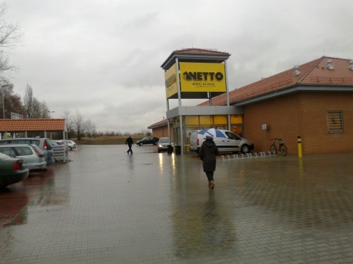Obiekt handlowo-usługowy Netto